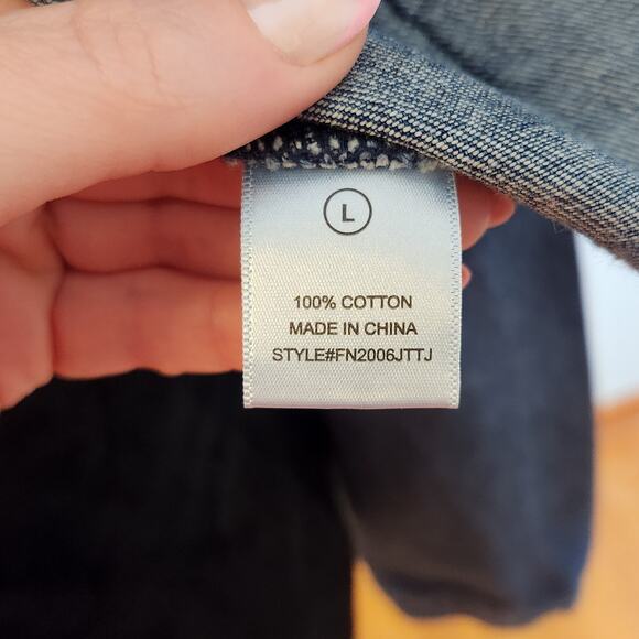 CUSTOM NWT Embroidered Western Denim Cargo Jacket, Size Large - Picture 14 of 14